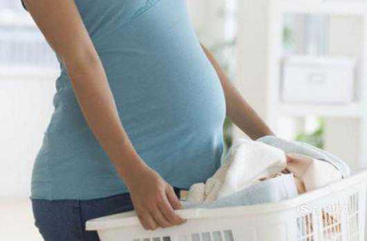 商业代孕机构被查：男性服务与共同生活安排引关注